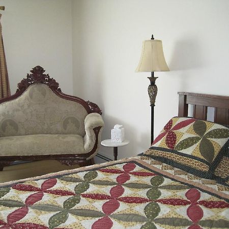 Spring Motor Inn Fort Edward Oda fotoğraf
